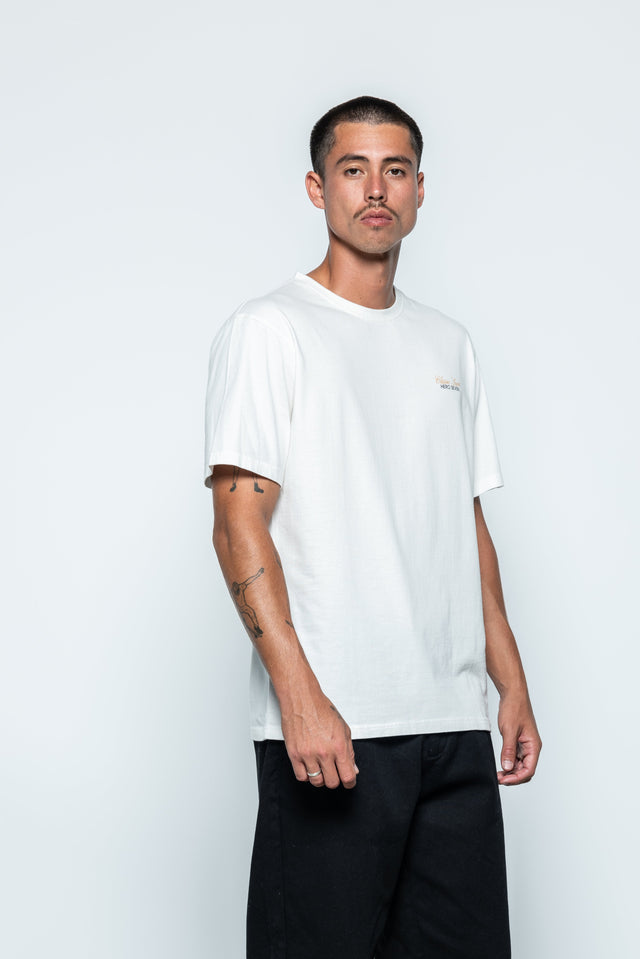 FAIRMONT - OFF WHITE - TEESHIRT